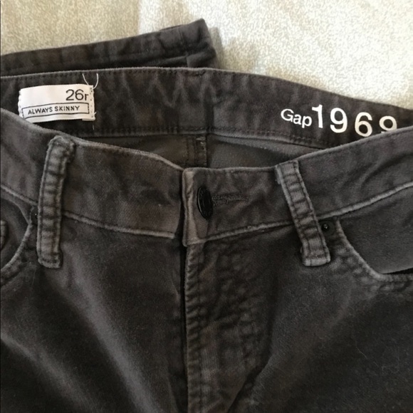 GAP Gray Velveteen Skinny Jeans Size 26 - Picture 4 of 4
